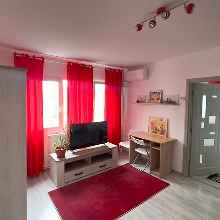 3 Rooms Apartment Airy & Bright Palas Style Yaş Dış mekan fotoğraf
