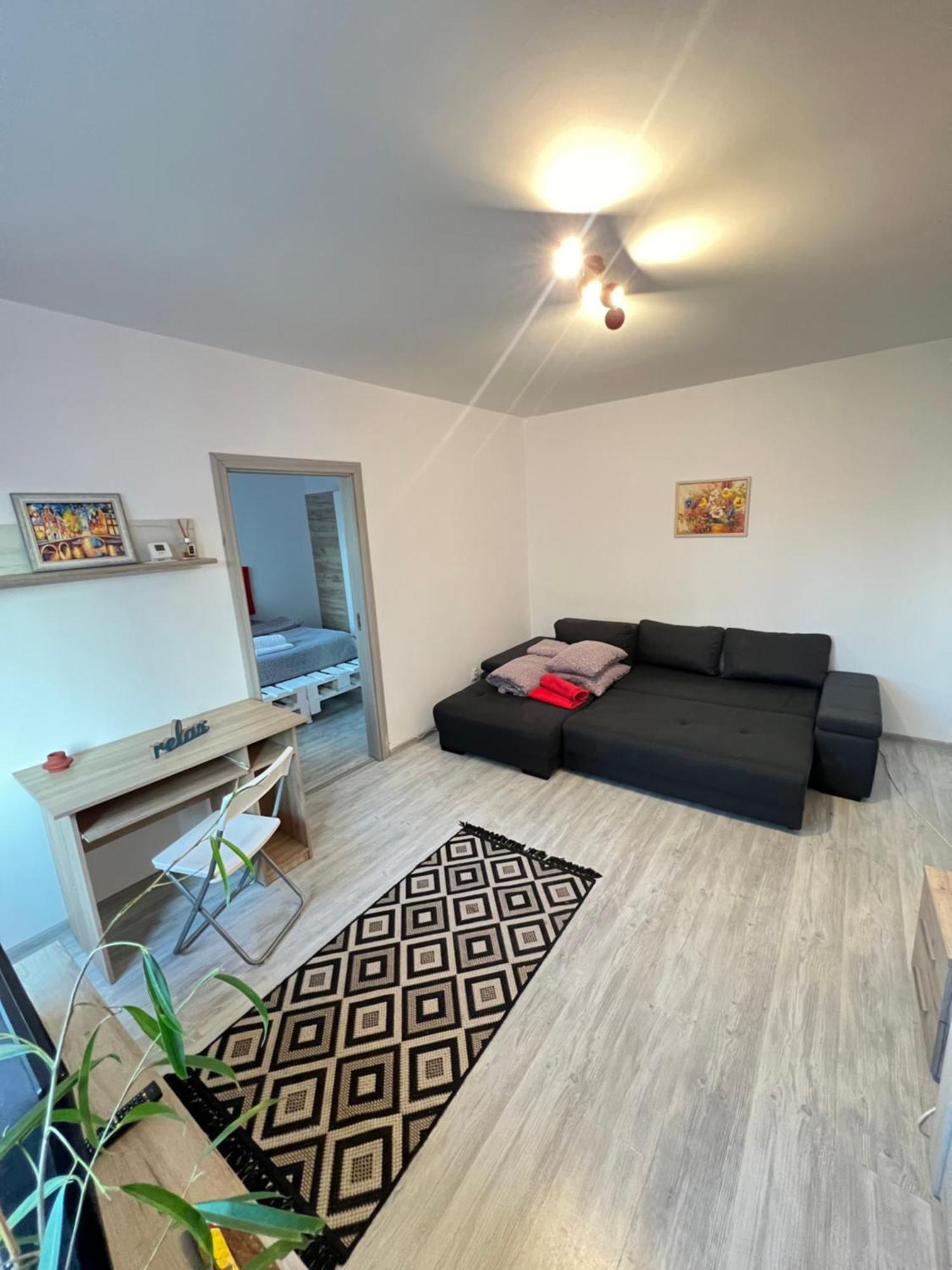 3 Rooms Apartment Airy & Bright Palas Style Yaş Dış mekan fotoğraf