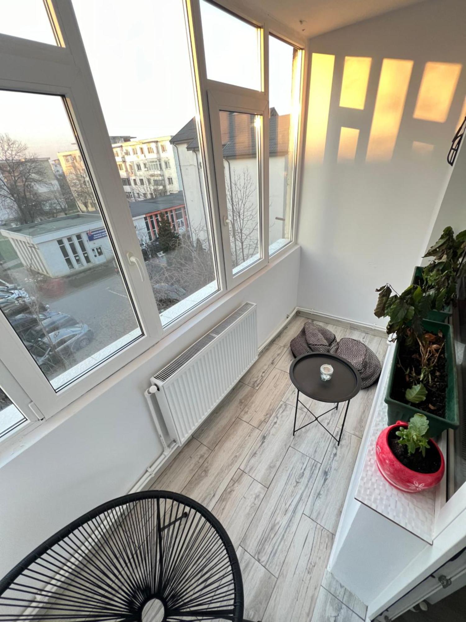 3 Rooms Apartment Airy & Bright Palas Style Yaş Dış mekan fotoğraf
